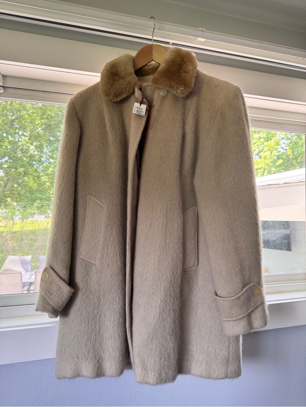 Vintage Stevenson’s Cream Mohair Swing Coat w/ Fur Collar